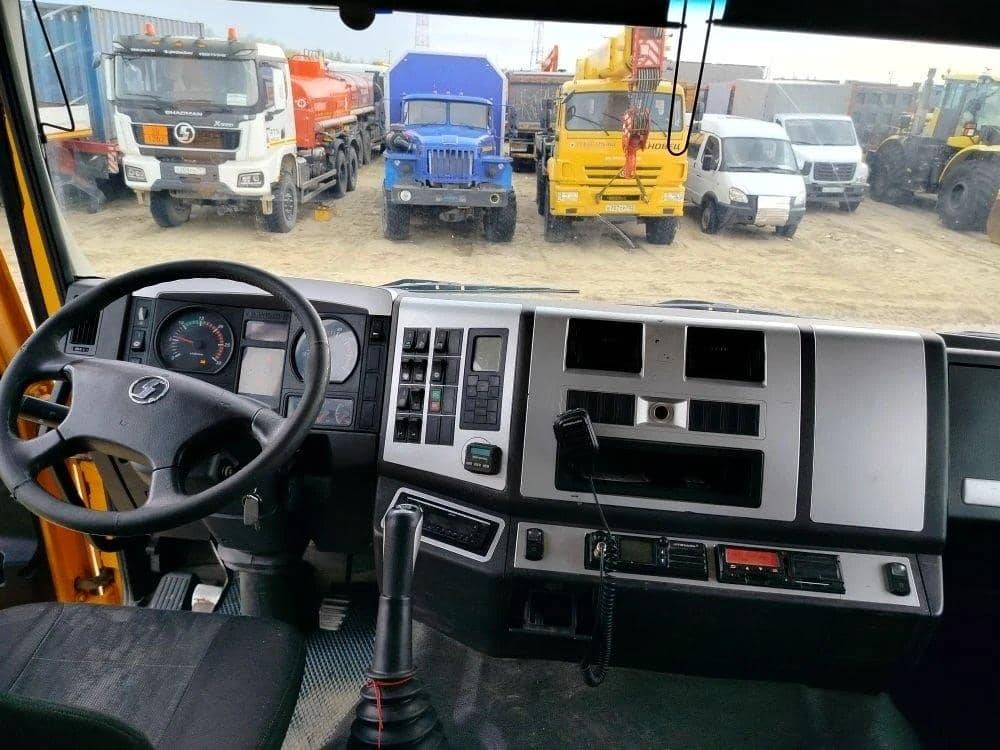 Shacman SX3258DT385,  157 201 км, 2021 года в лизинг