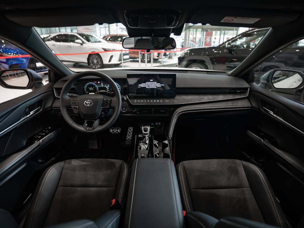 Toyota Camry 2.0S Sports Edition