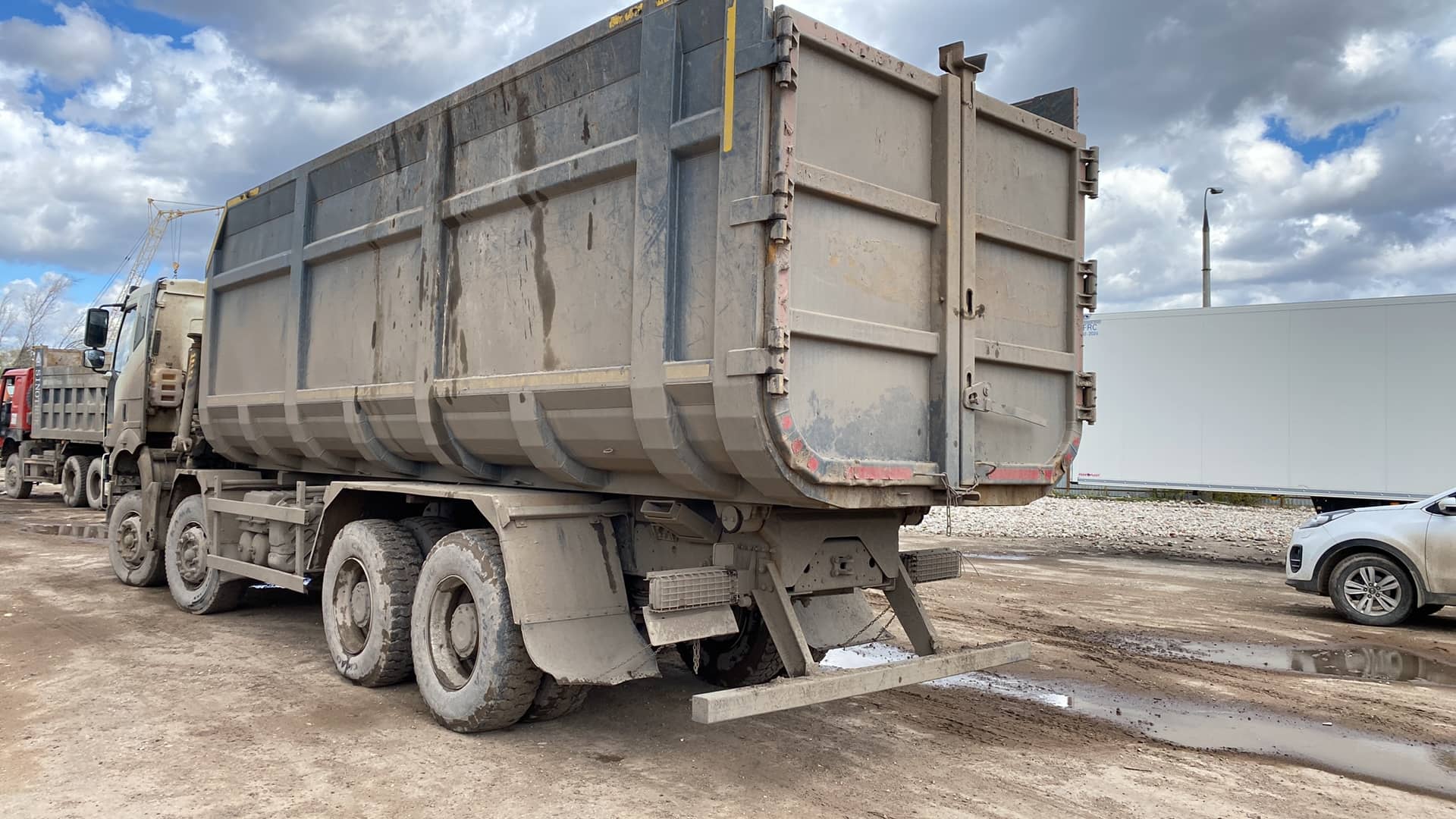 FAW CA3310P66K24T4E5 8x4,  109 985 км, 2024 года в лизинг