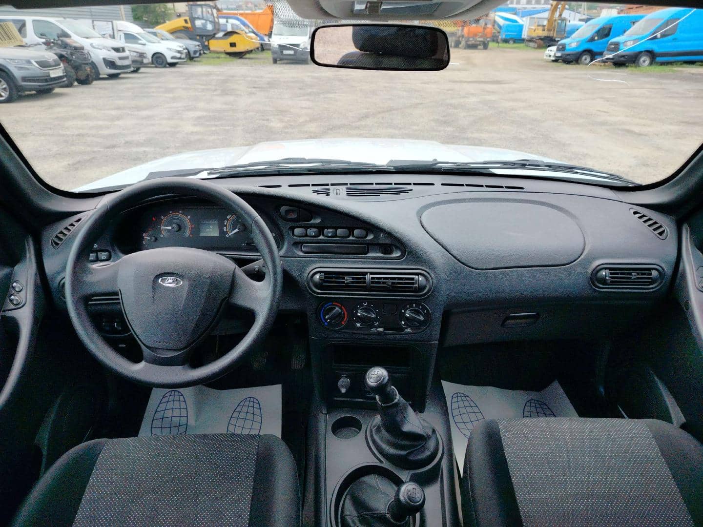 Lada Niva Travel,  8 071 км, 2025 года в лизинг