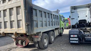 Shacman SX32586T384C