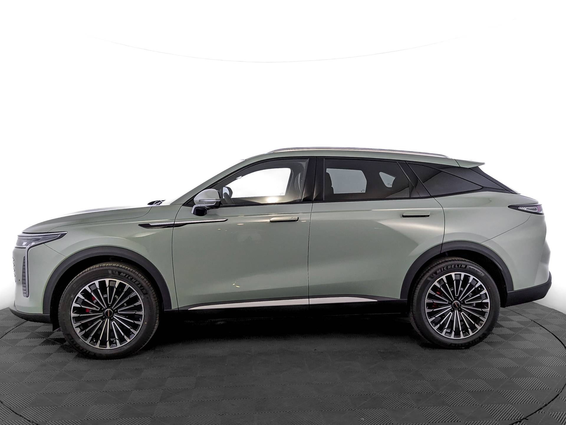 EXEED RX Premium 2.0 TGDI 8AT AWD