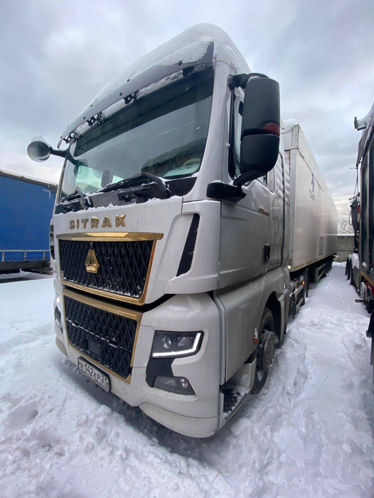 Sitrak C7H 4x2 ZZ4186V361HE
