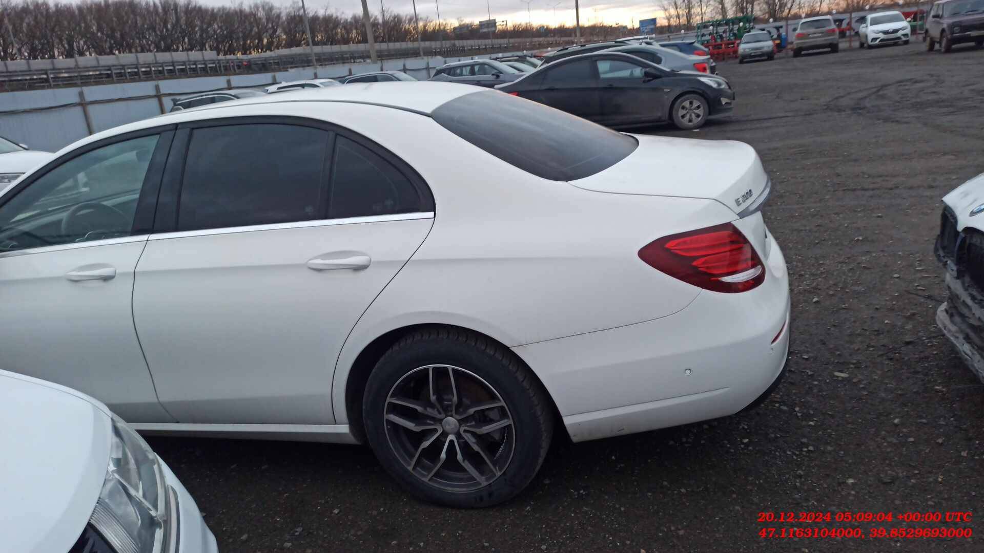 Mercedes-Benz E седан,  278 613 км, 2018 года в лизинг