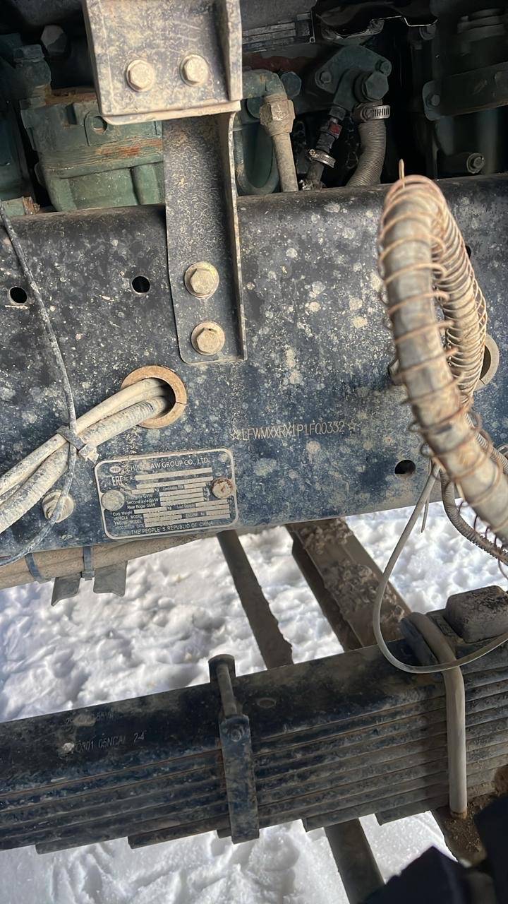 FAW CA3310P66K24T4E5 8х4,  72 856 км, 2022 года в лизинг