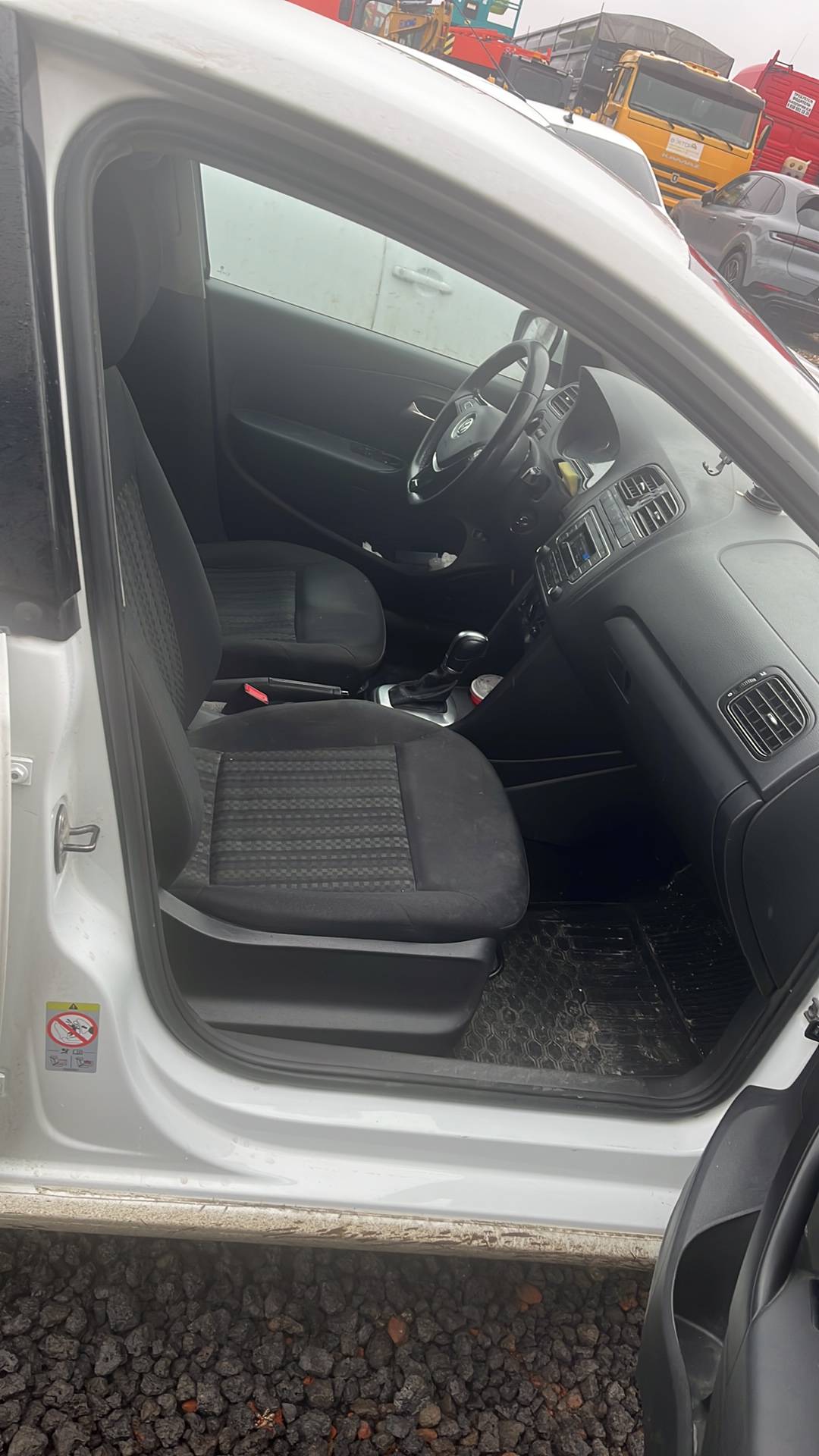 Volkswagen Polo,  195 941 км, 2019 года в лизинг