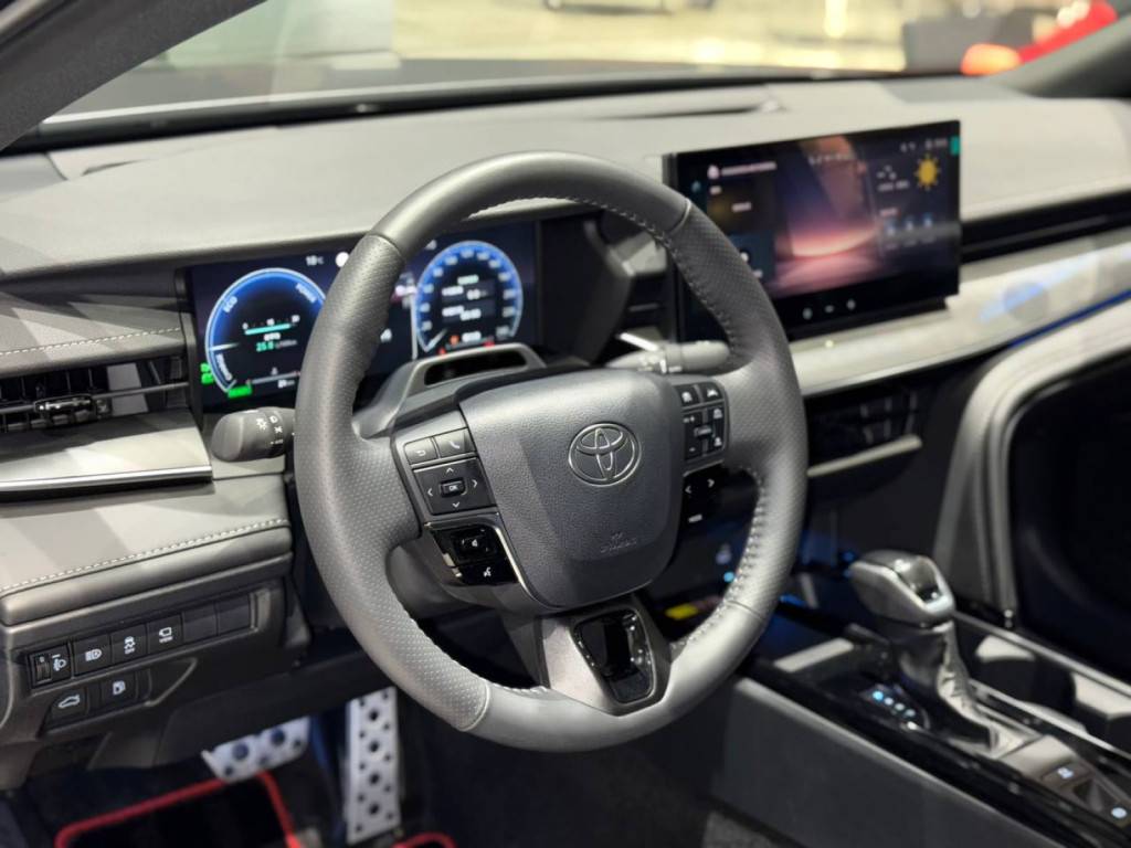 Toyota Camry 2.0S Sports Edition