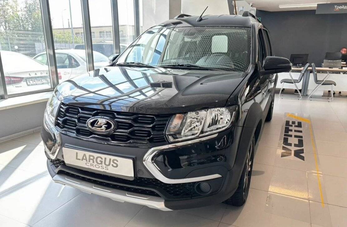 Lada Largus Cross Энджой 5 мест 1.6 106 л.с. МТ (Enjoy)