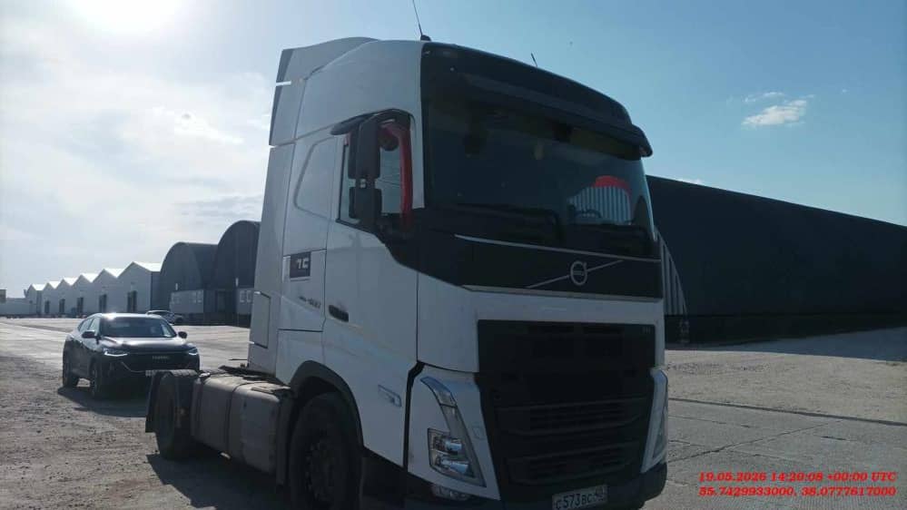 Volvo FH 460 4x2 (FH Globetrotter),  436 505 км, 2021 года в лизинг