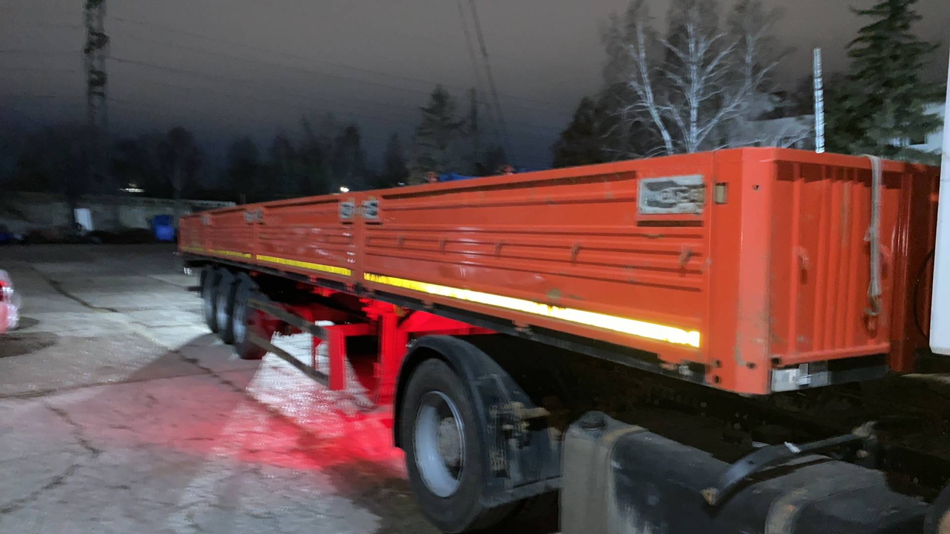 МАЗ Бортовой 975800-2010