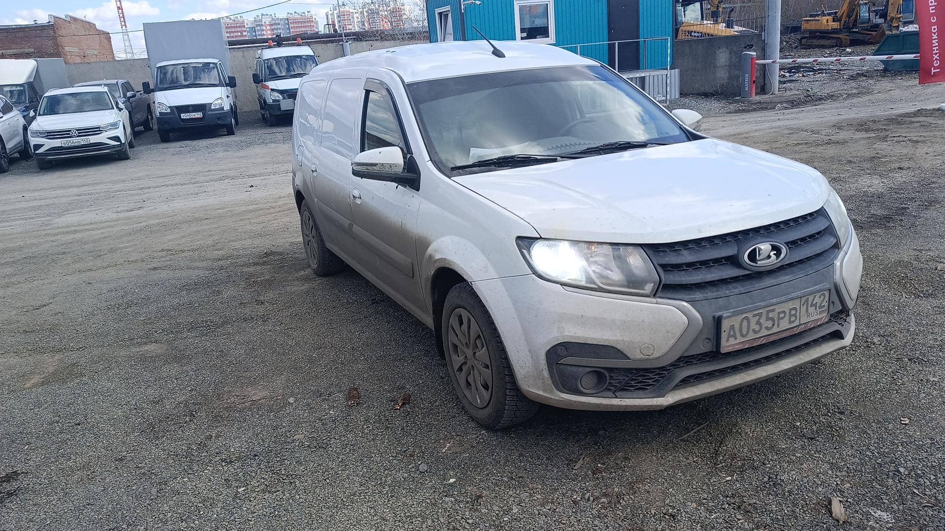 Lada Largus фургон,  108 685 км, 2022 года