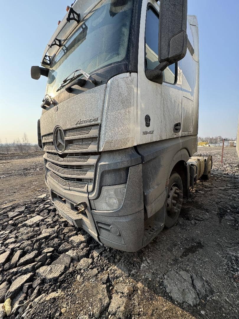 Mercedes-Benz Actros 4 1842 LS 4x2 (BigSpace),  578 537 км, 2020 года в лизинг