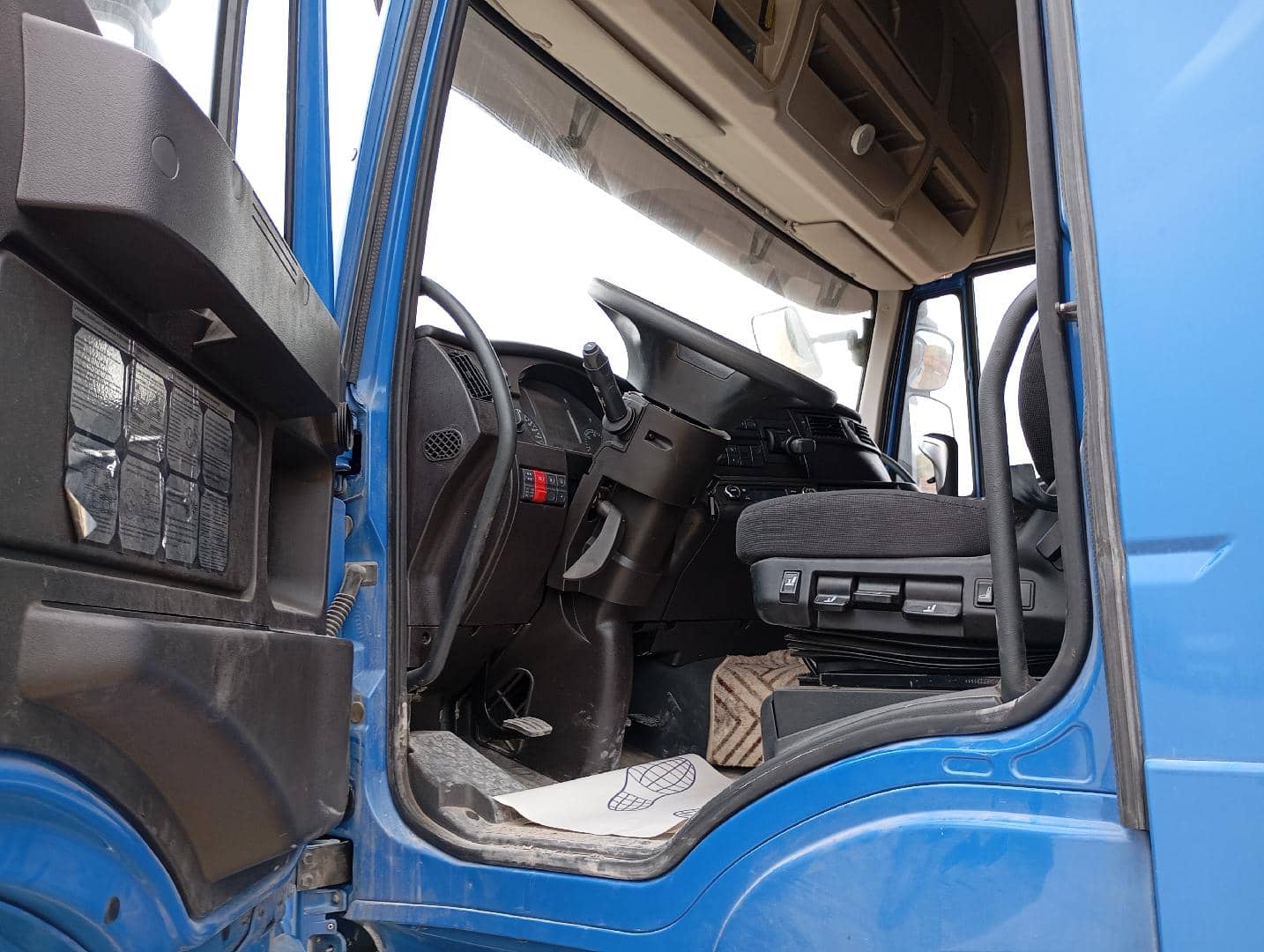 HONGYAN CQ4187HD12381T LNG,  51 757 км, 2023 года в лизинг