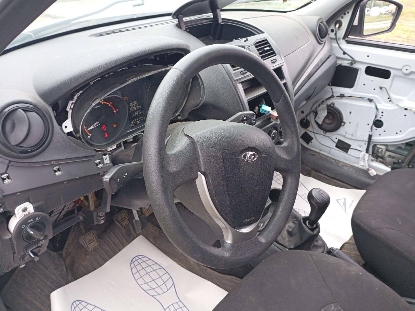Lada Granta седан,  80 486 км, 2023 года в лизинг