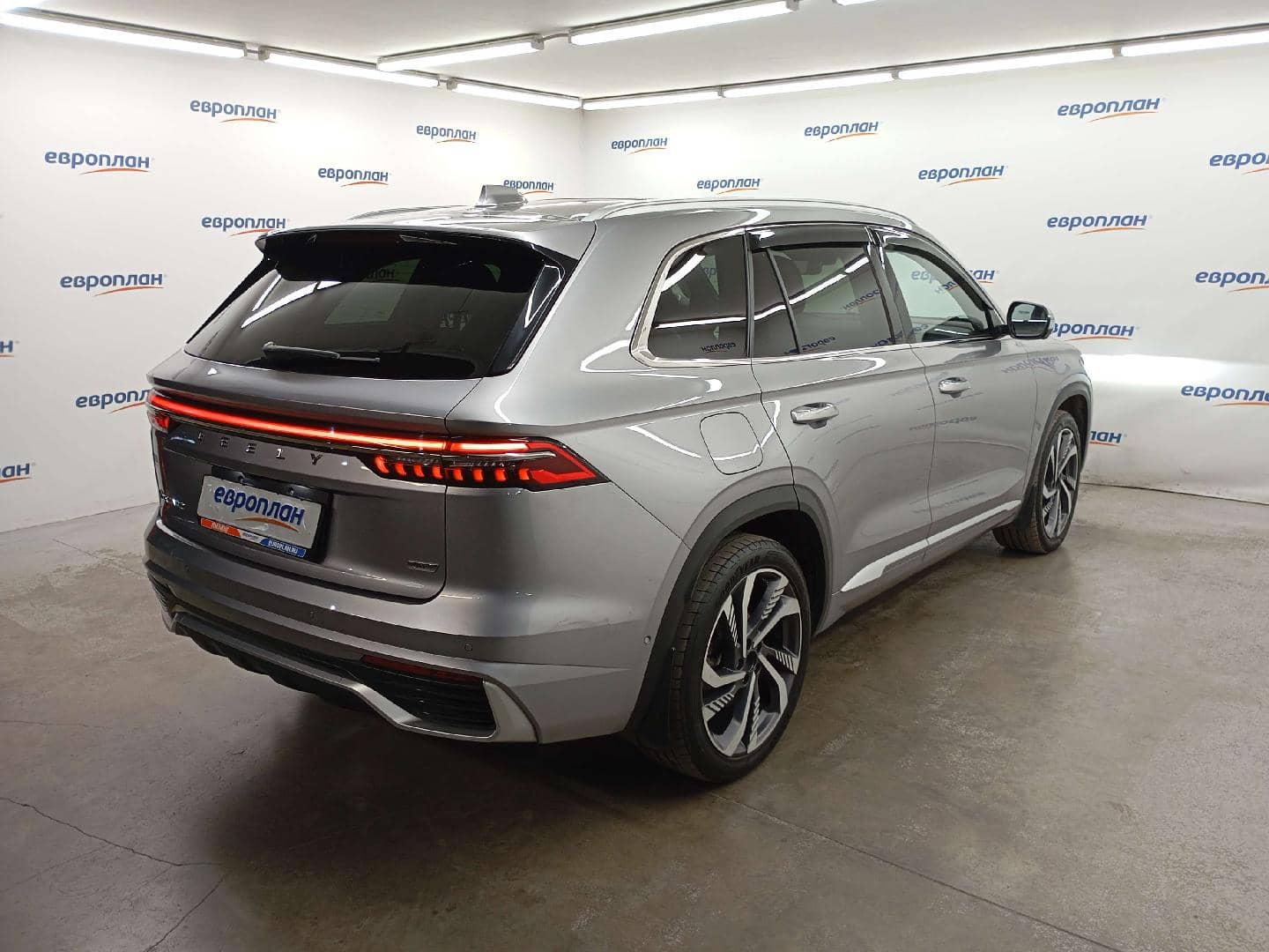 Geely Monjaro,  113 988 км, 2023 года в лизинг