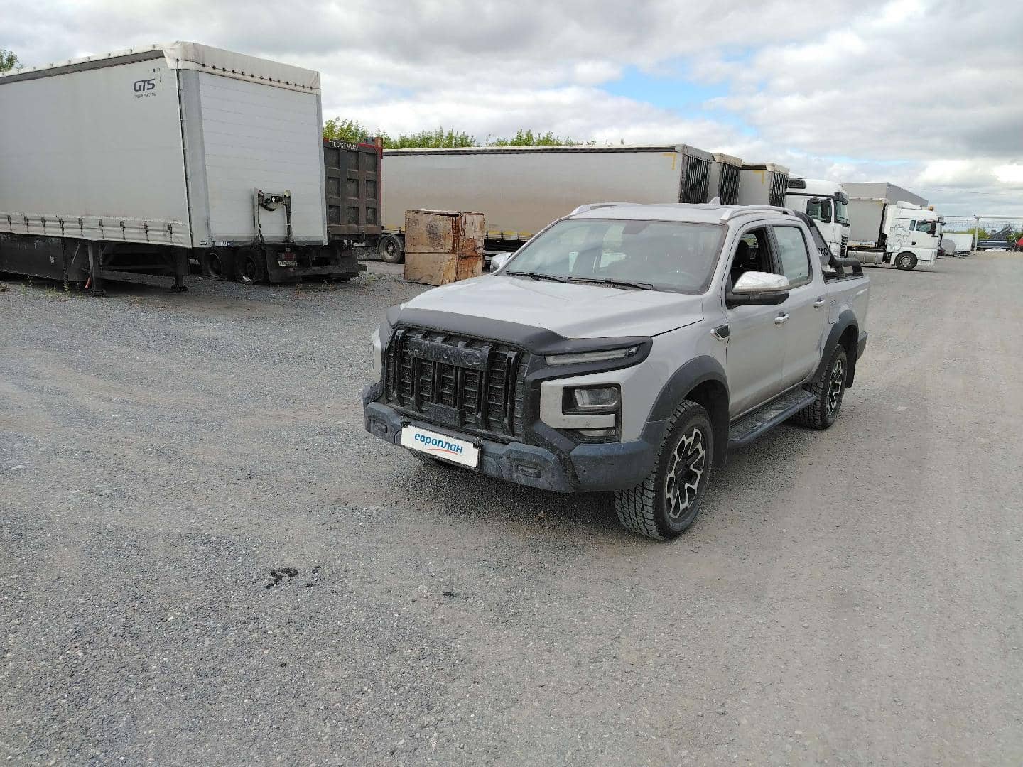 JAC T9
