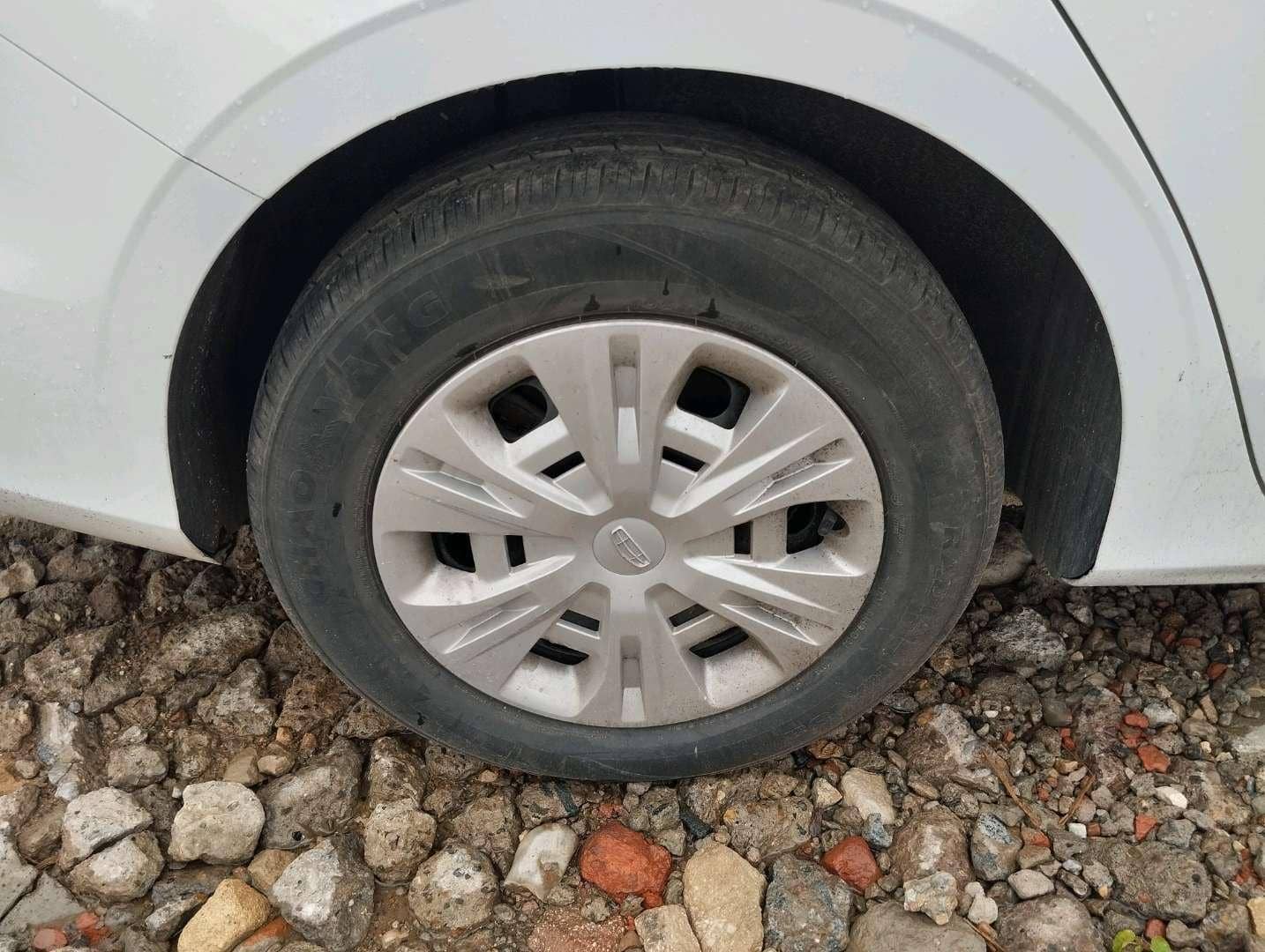 Geely Emgrand,  97 992 км, 2023 года в лизинг