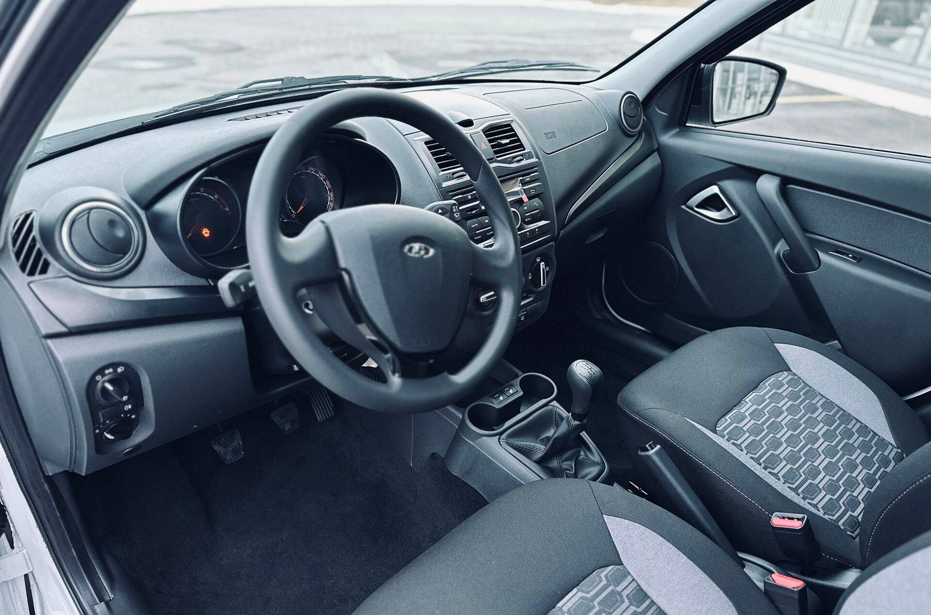 Lada Granta Cross Comfort 24 1.6 90hp 5MT
