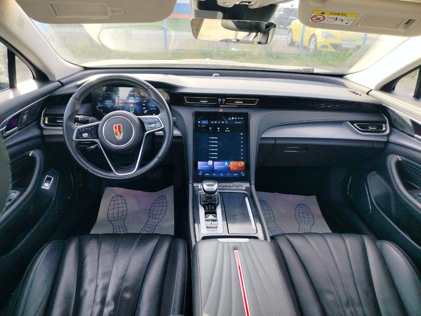 Hongqi H5,  139 970 км, 2024 года в лизинг