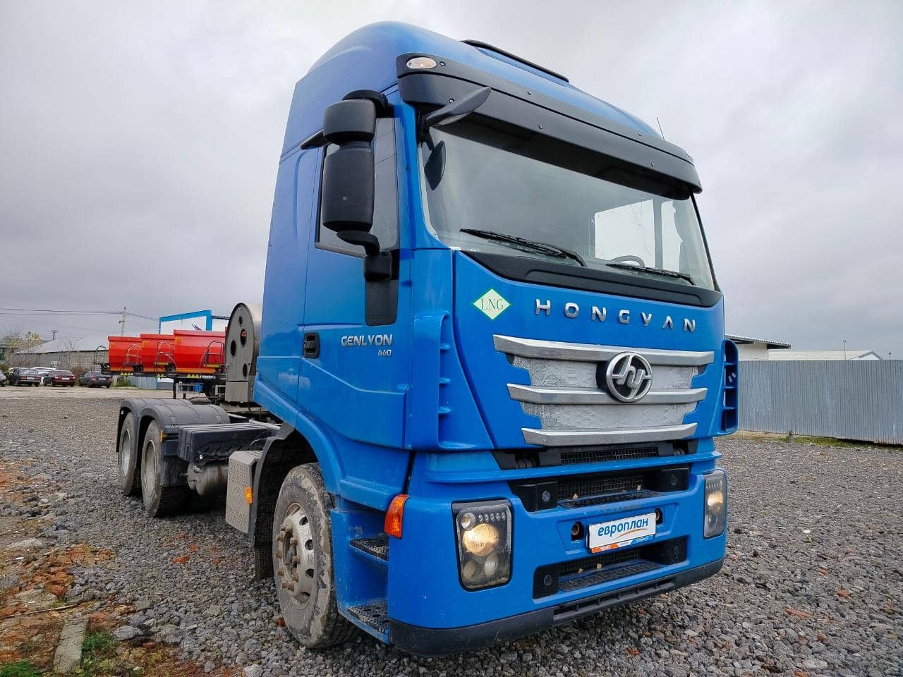 HONGYAN CQ4187HD12381T LNG,  101 156 км, 2023 года в лизинг