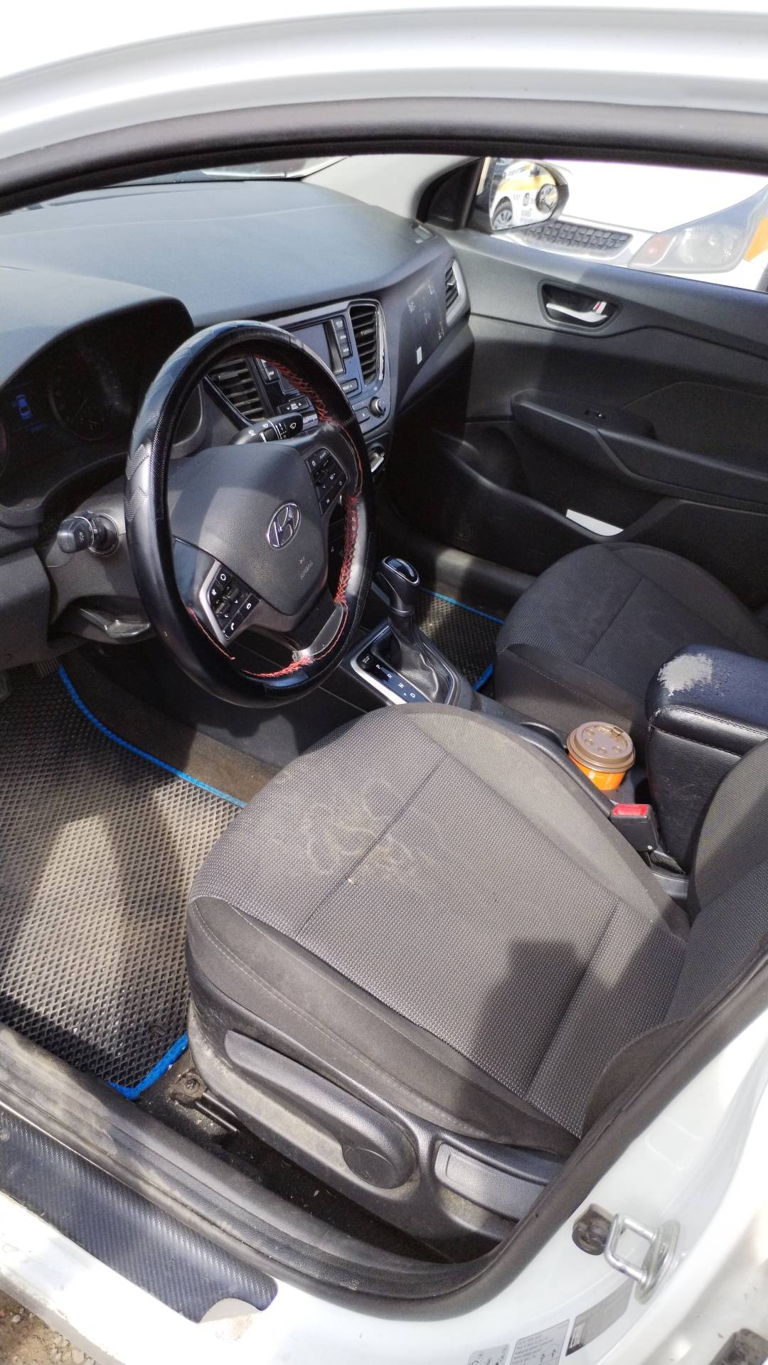 Hyundai Solaris,  254 847 км, 2019 года в лизинг