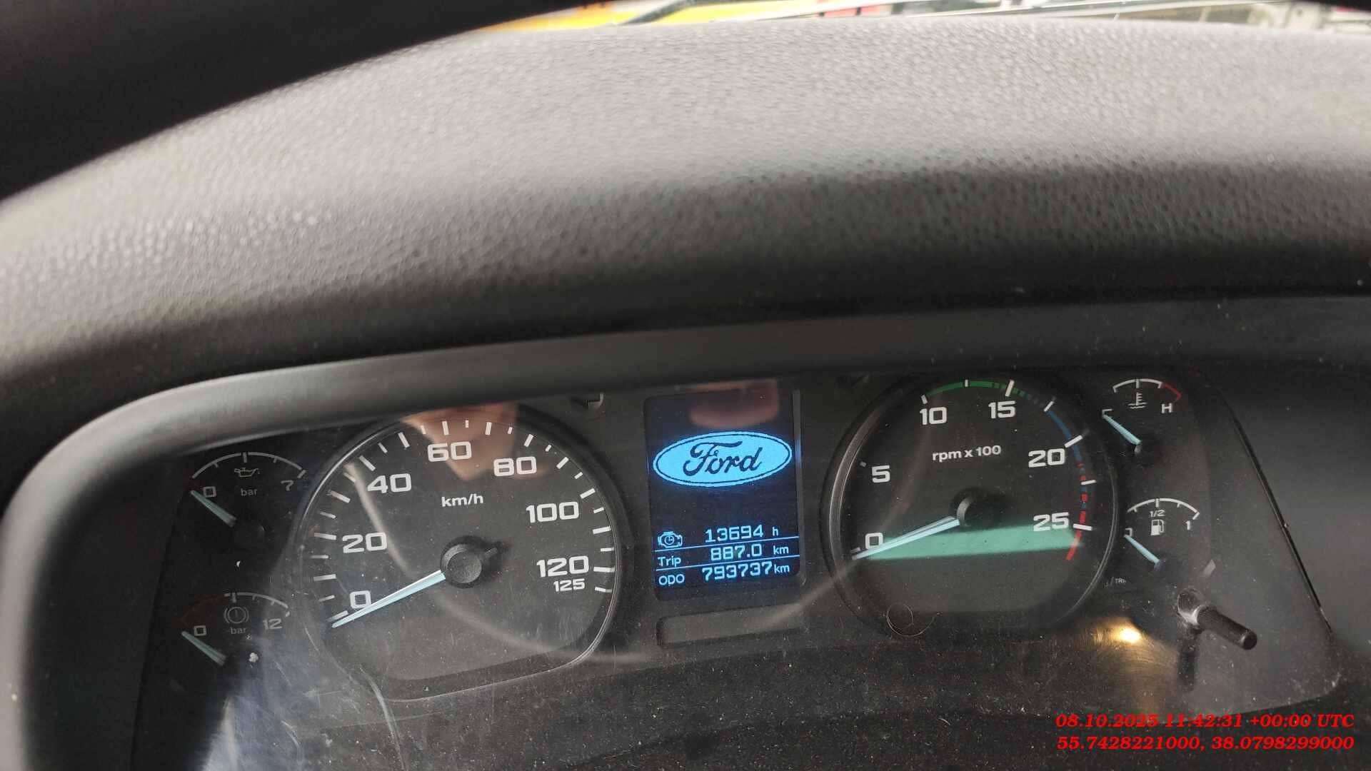 Ford CARGO 1848Т 4x2,  793 737 км, 2018 года в лизинг