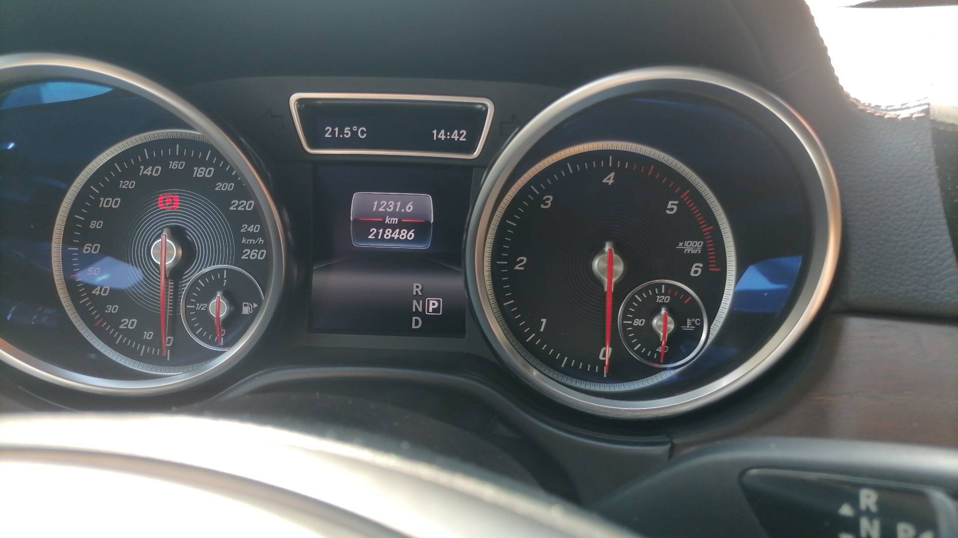 Mercedes-Benz GLS,  218 486 км, 2017 года