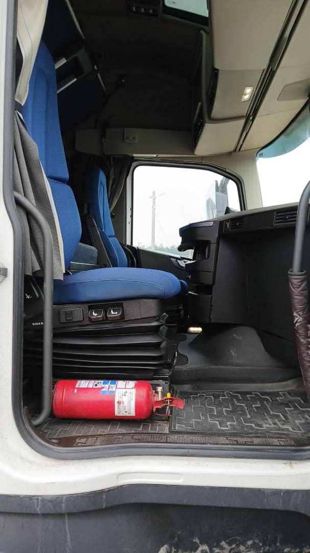 Volvo FH 460 4x2 (FH Globetrotter),  674 794 км, 2022 года в лизинг