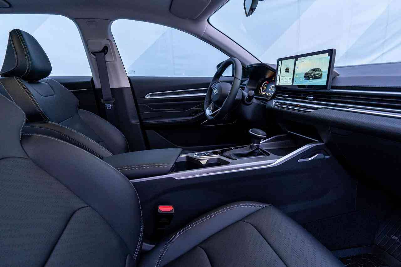 Geely Emgrand Flagship 1.5 AT