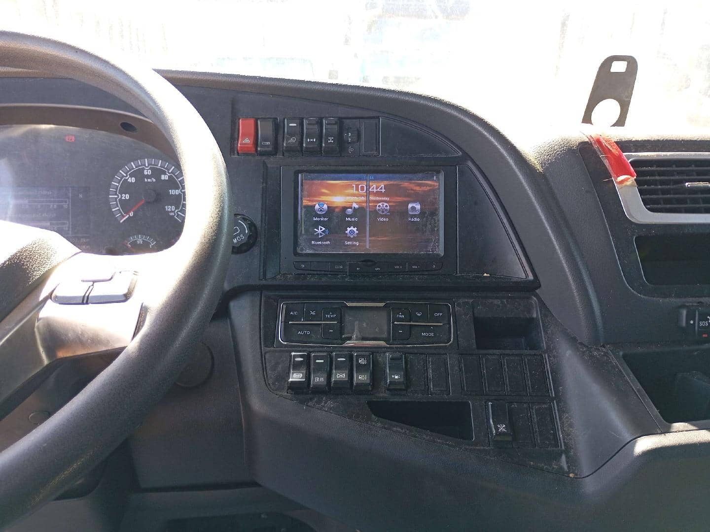 Sitrak С7Н 6×4 ZZ4256V364HE,  199 350 км, 2023 года в лизинг