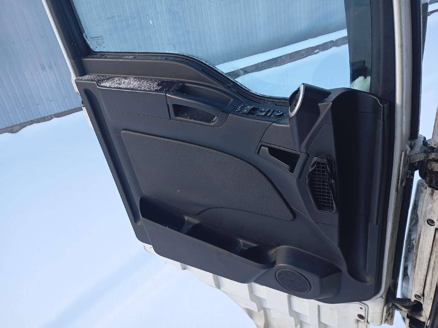 Sitrak C7H 4x2 ZZ4186V361HE,  609 753 км, 2022 года в лизинг