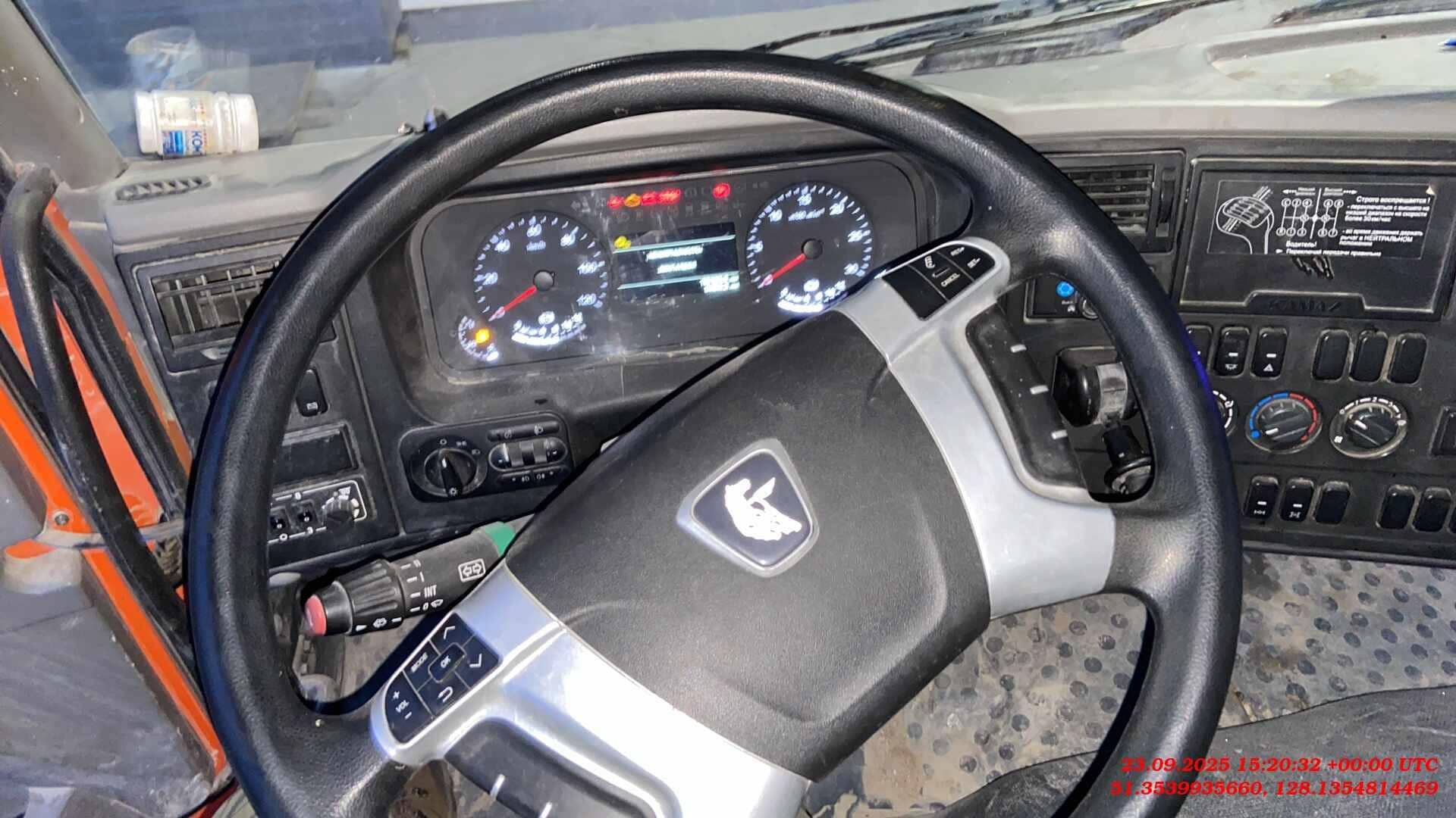 КАМАЗ 6520-56,  121 255 км, 2024 года в лизинг