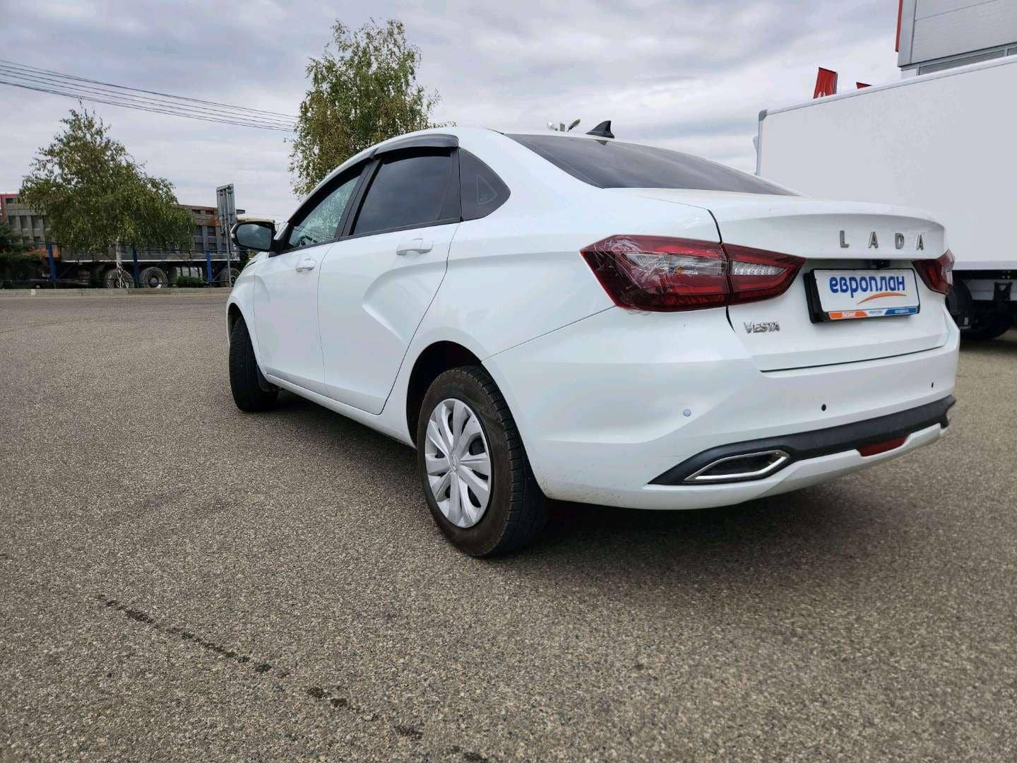 Lada Vesta седан,  66 423 км, 2023 года в лизинг