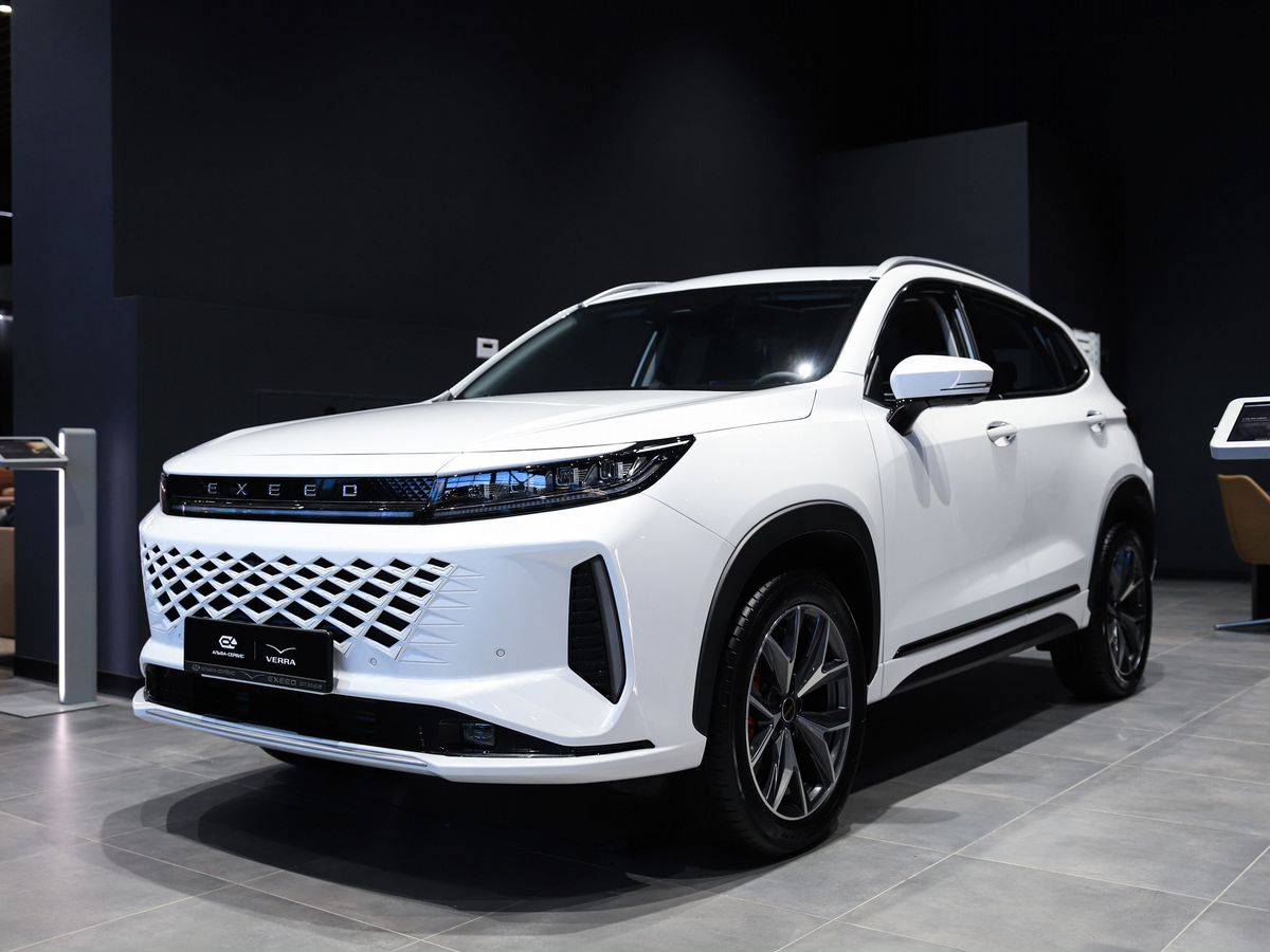 EXEED LX Premium 1.6T 7DCT 4WD