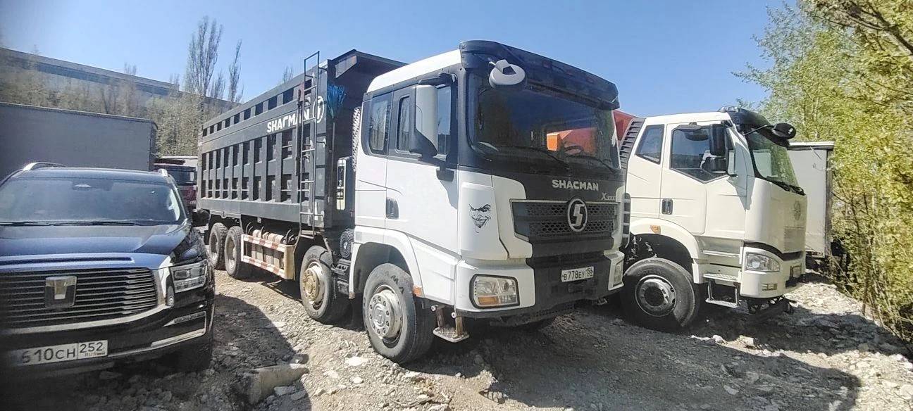 Shacman SX33186W366C,  144 987 км, 2022 года в лизинг