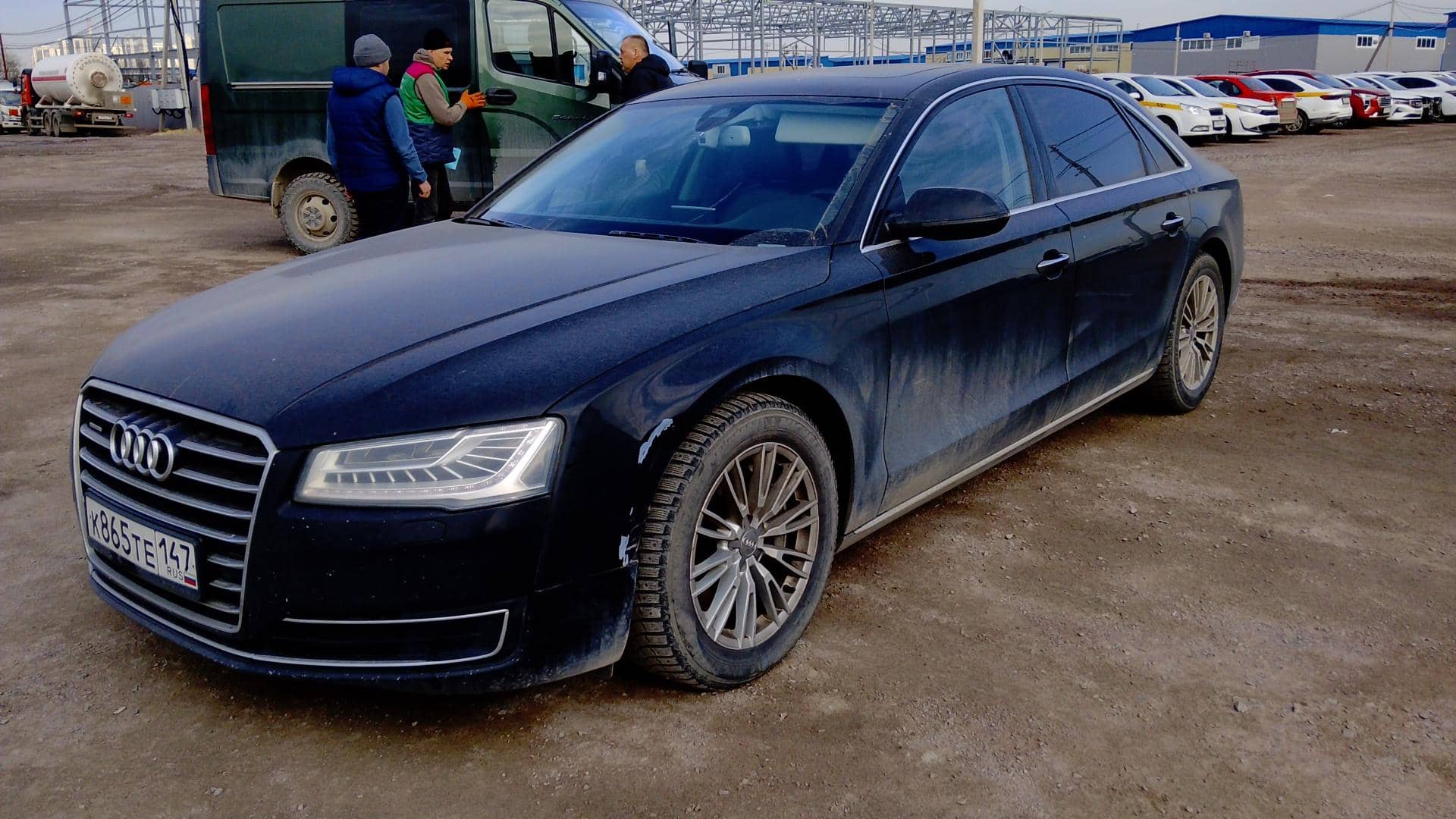 Audi A8 L,  349 900 км, 2015 года в лизинг
