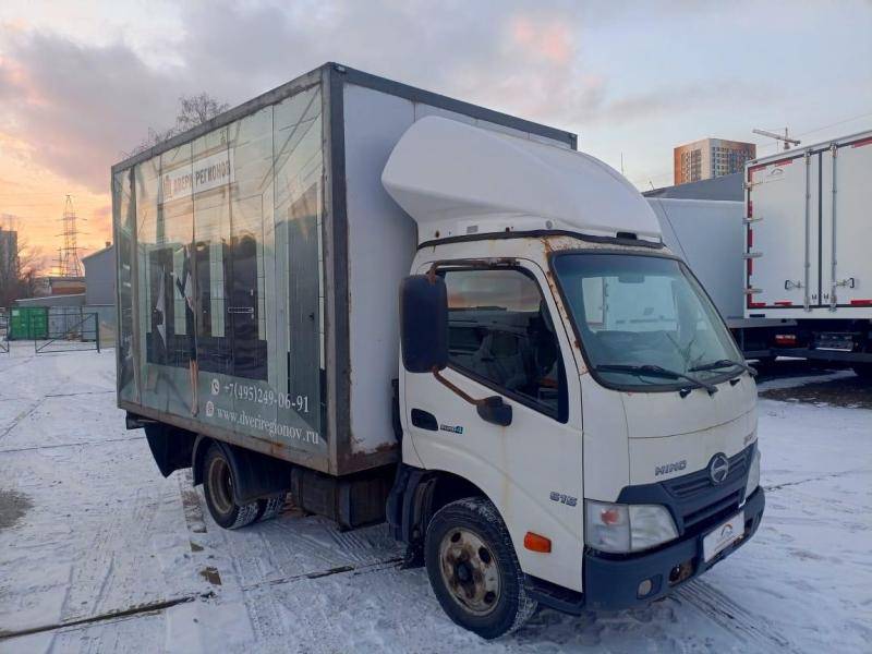 Hino 300 (3.5т)