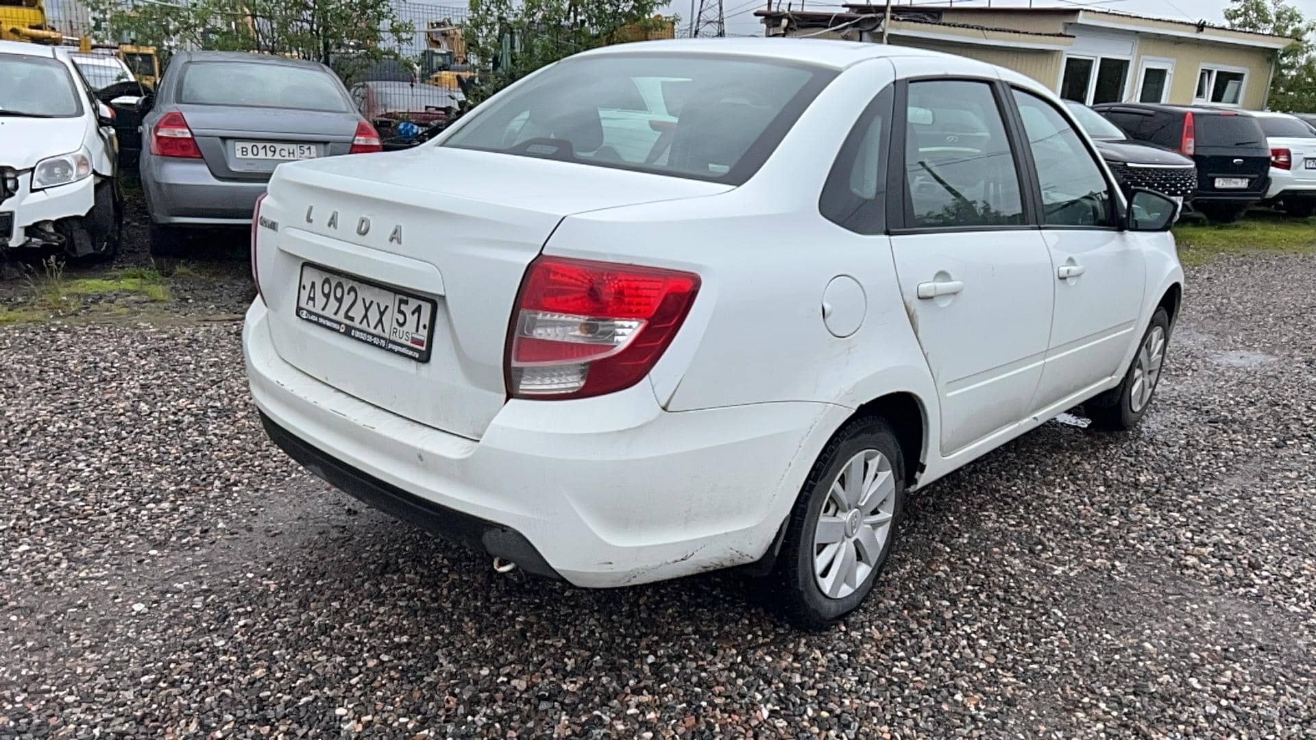 Lada Granta седан,  84 903 км, 2023 года в лизинг