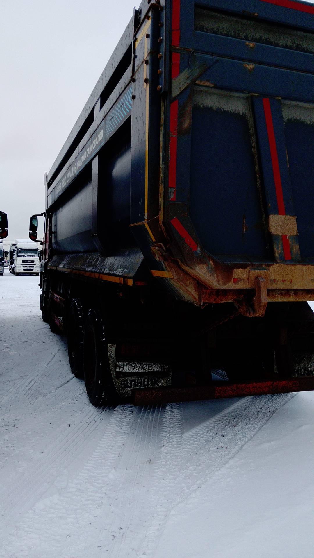 HOWO ZZ3317V386GE1 8х4,  251 442 км, 2022 года в лизинг