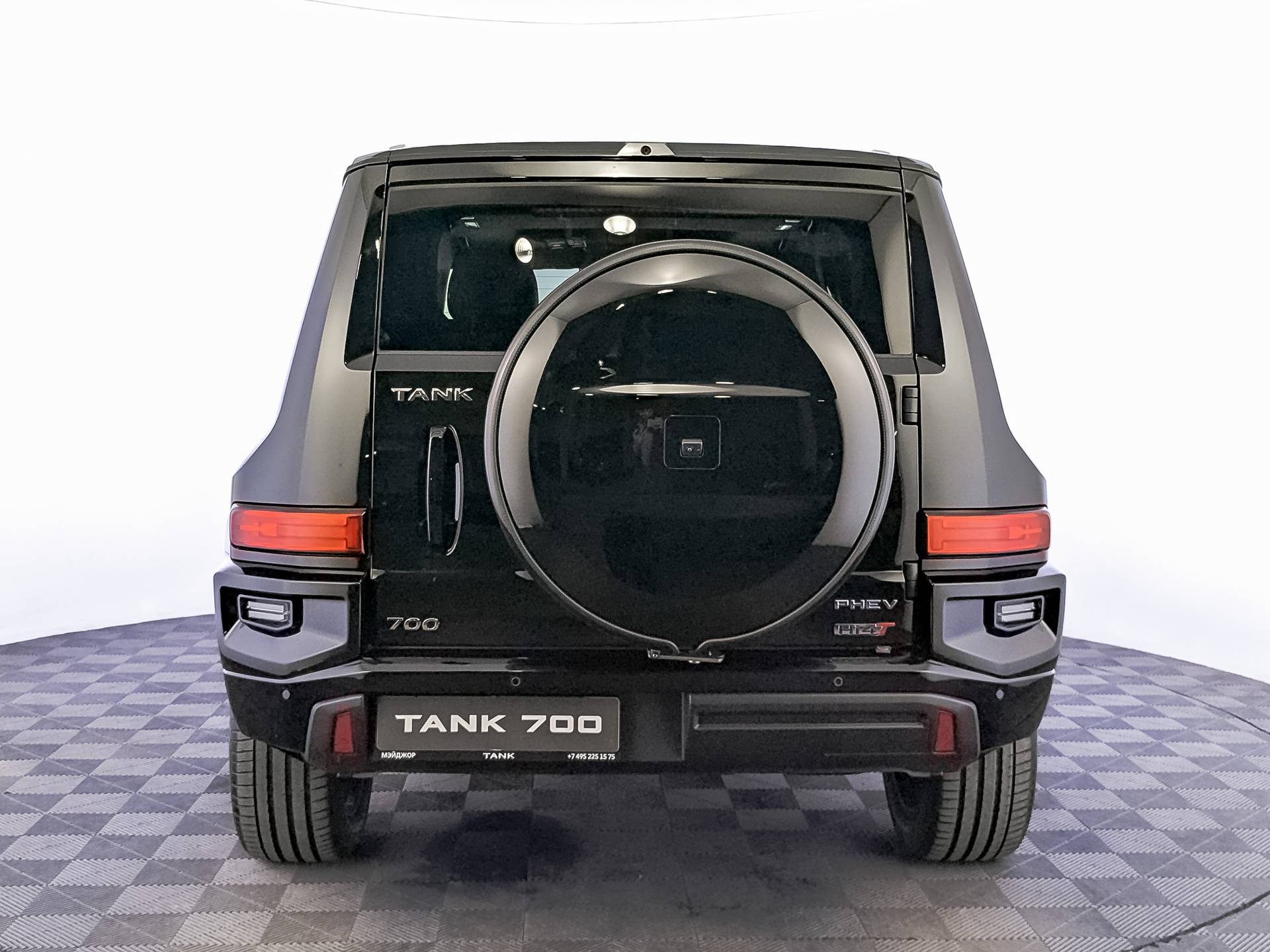 Tank 700 Техно Премиум 3.0 гибрид АТ полный привод