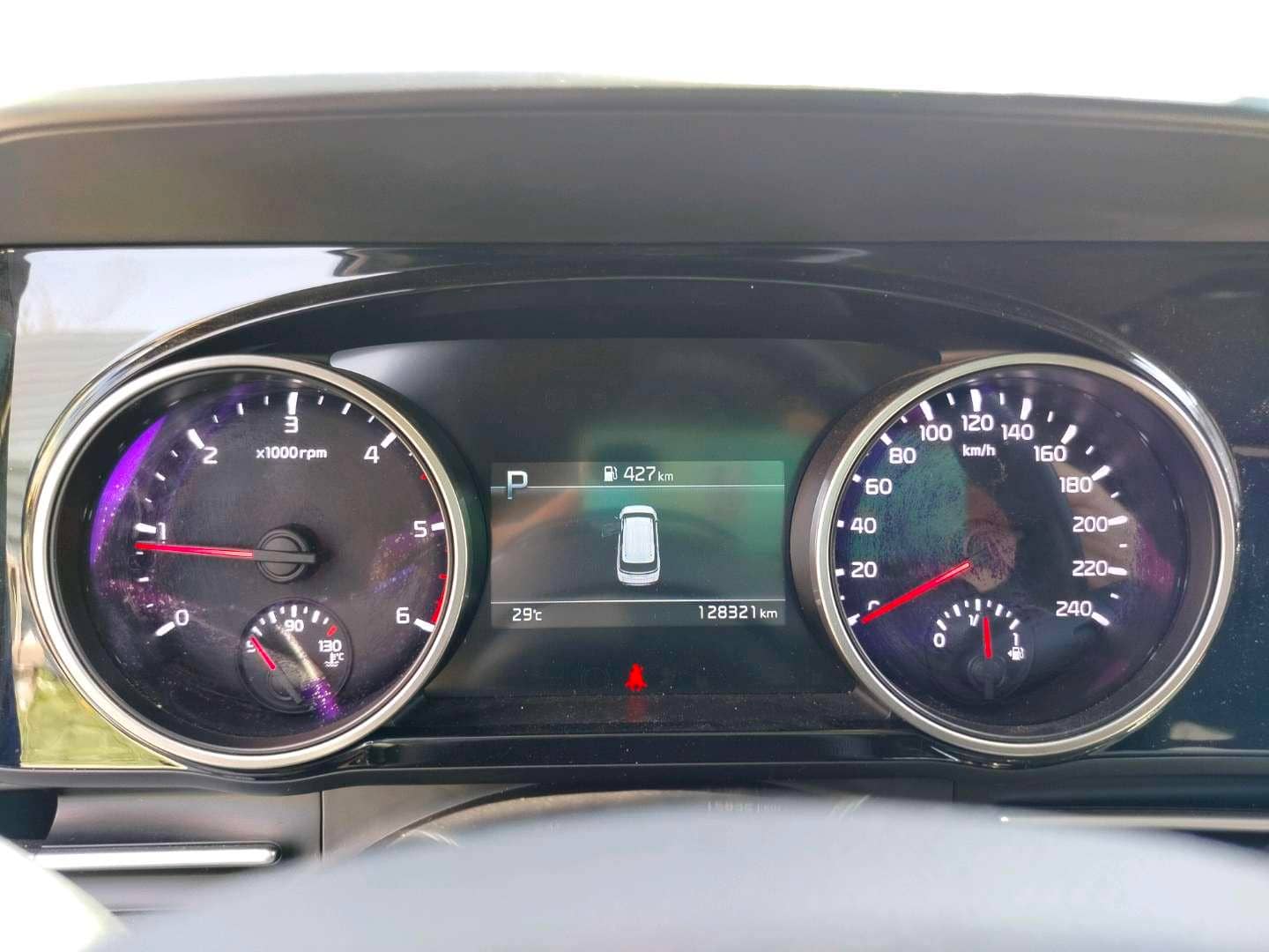 KIA Carnival,  128 321 км, 2021 года в лизинг