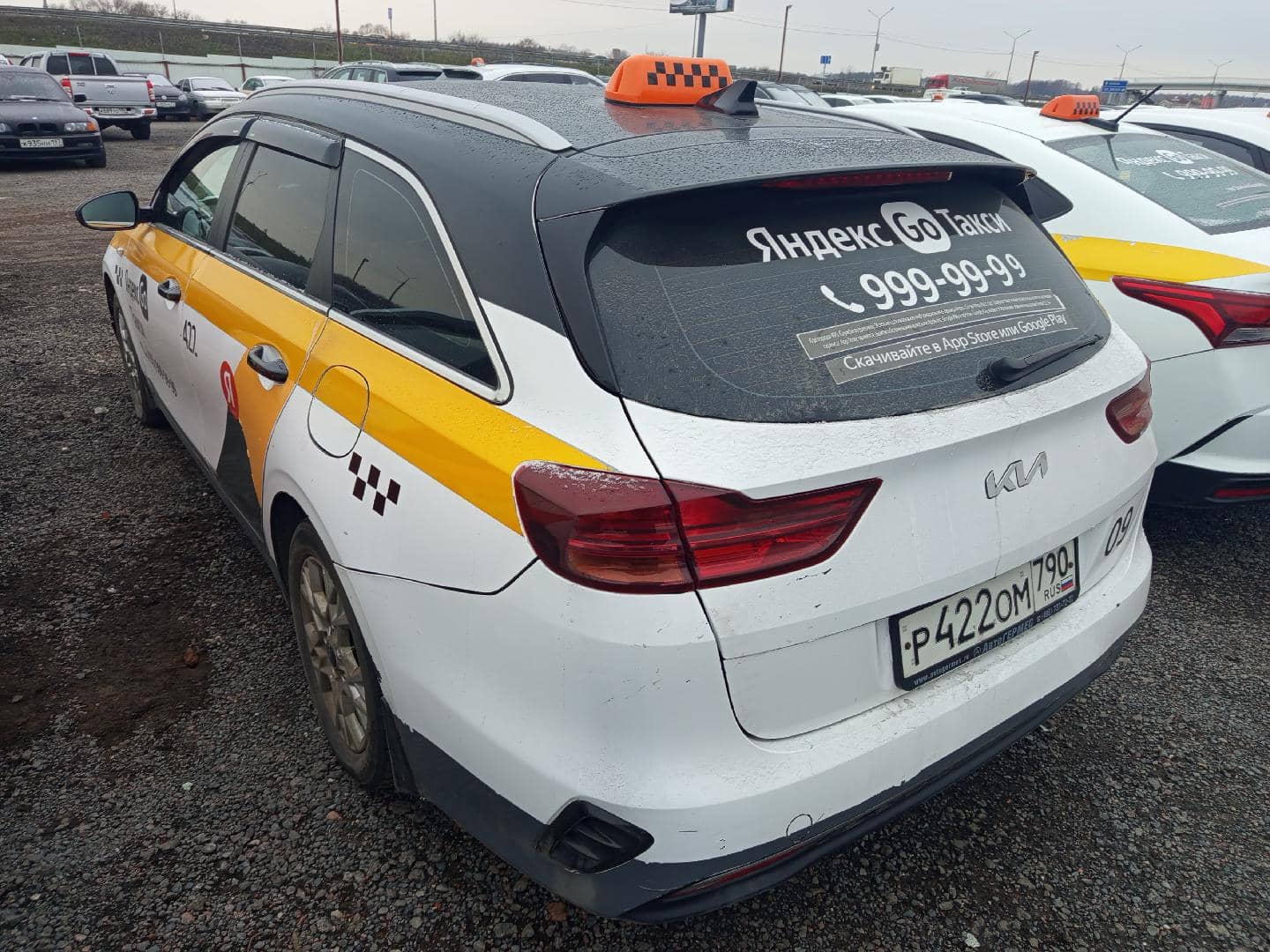 KIA Ceed SW,  181 303 км, 2022 года в лизинг