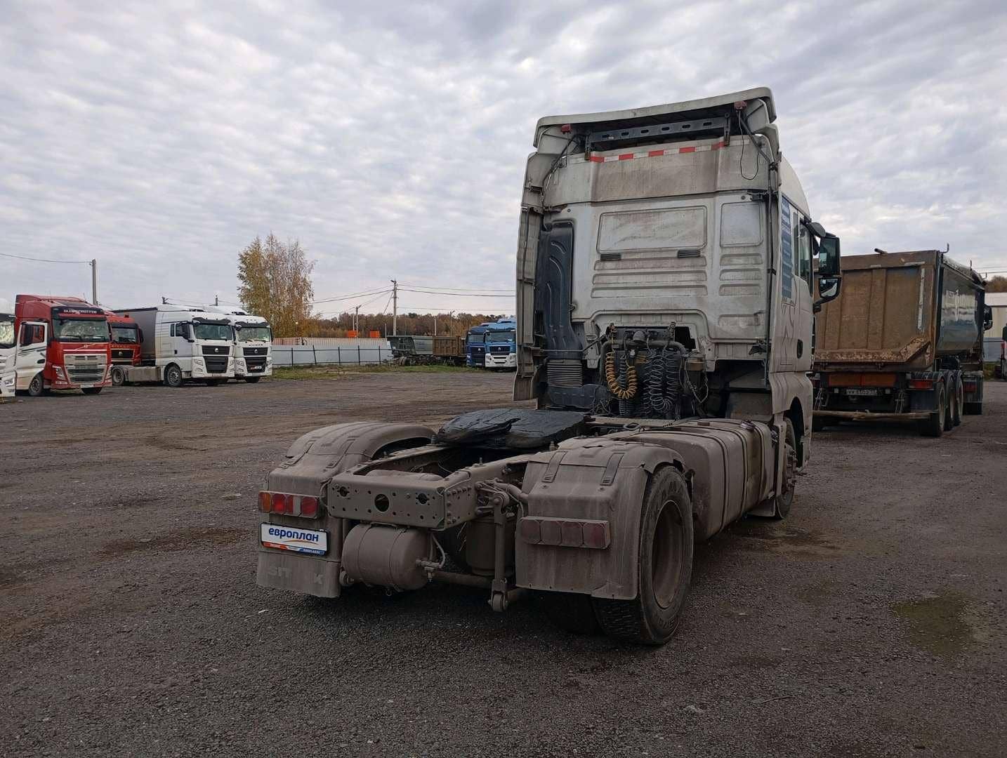 Sitrak C7H 4x2 ZZ4186V361HE,  558 384 км, 2022 года в лизинг
