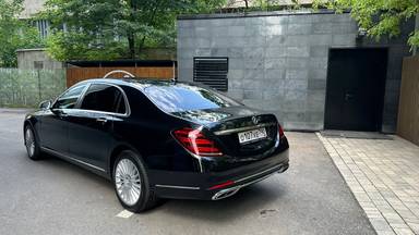 Mercedes-Benz S седан