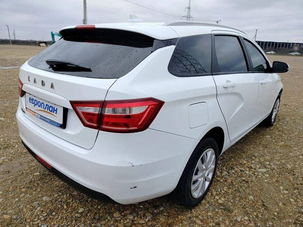 Lada Vesta универсал,  91 942 км, 2021 года в лизинг