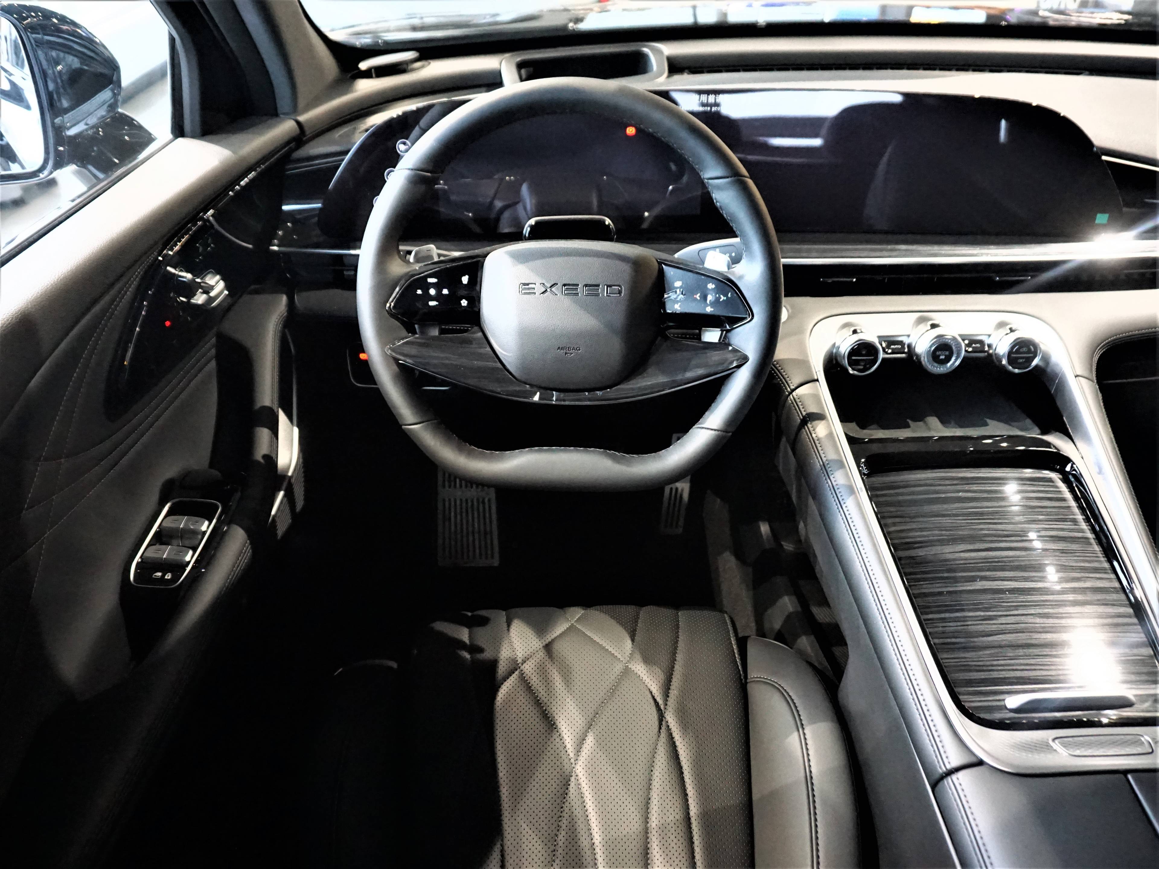 EXEED RX Premium 2.0 TGDI 8AT AWD