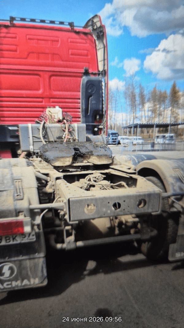 Shacman SX42584V324,  156 440 км, 2022 года в лизинг
