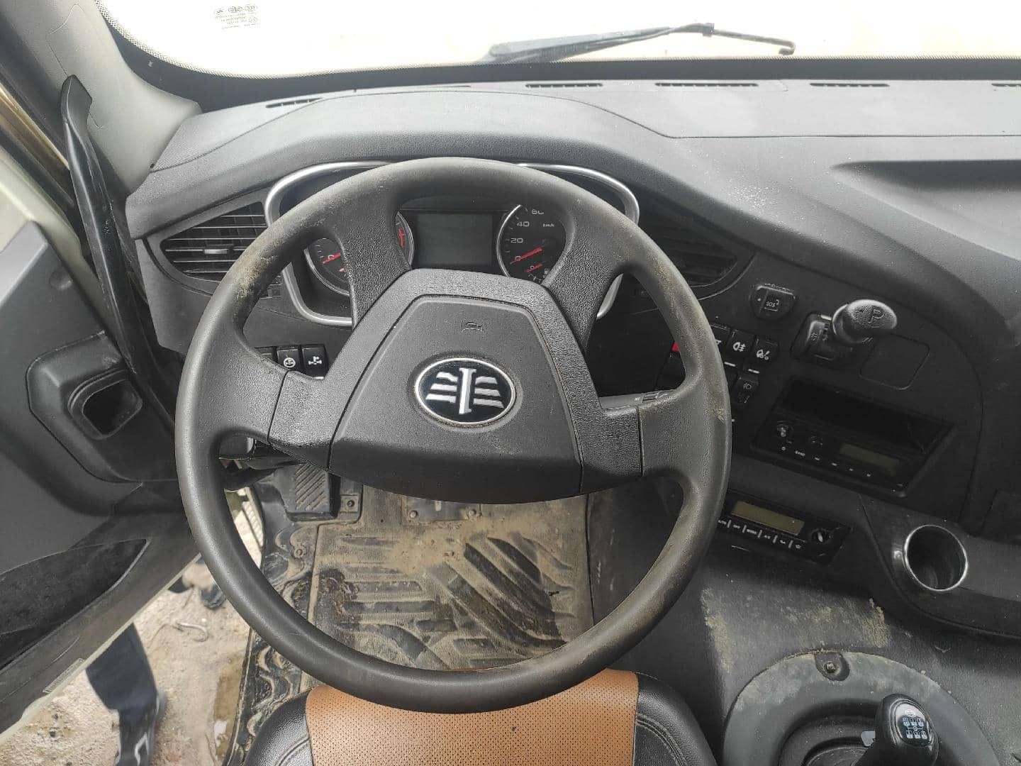 FAW CA3250P66K24L1TE5 6x6,  120 000 км, 2023 года в лизинг