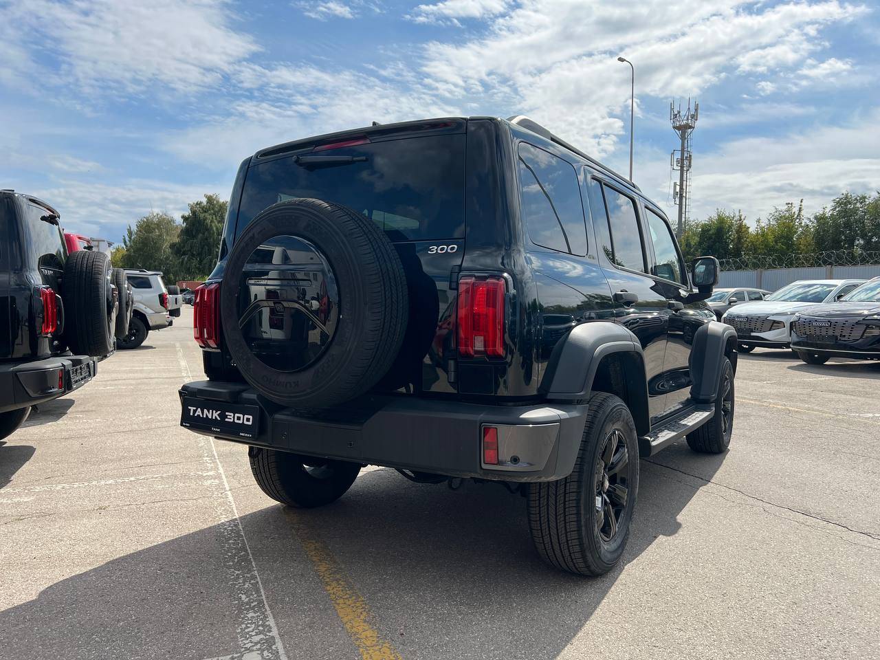 Tank 300 City Premium 2.0 8AT 4WD
