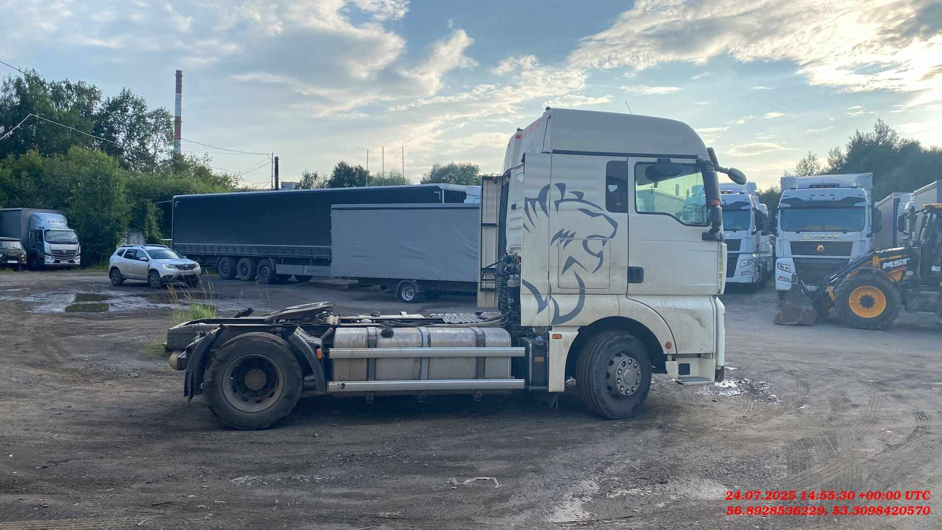 Sitrak C7H 4x2 ZZ4186V361HE,  180 753 км, 2023 года в лизинг